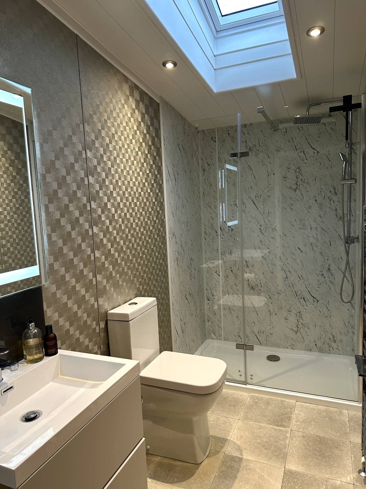 En-suite shower room