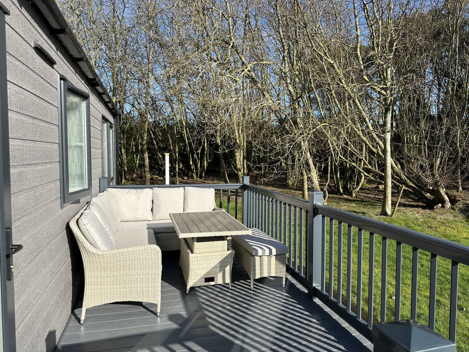 Deck corner sofa
