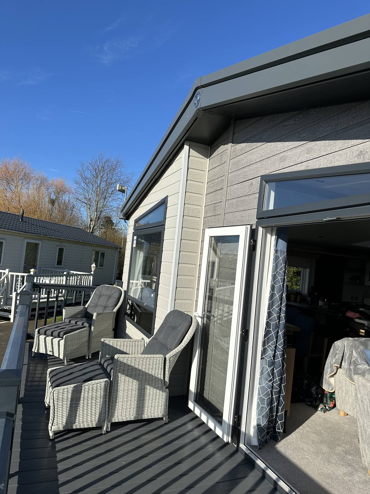 Deck seating